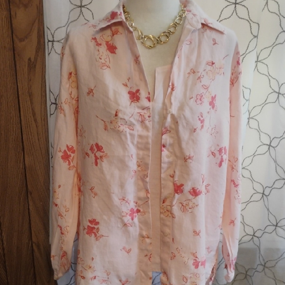 Liz Claiborne Light Pink Floral Button-Down Shirt
